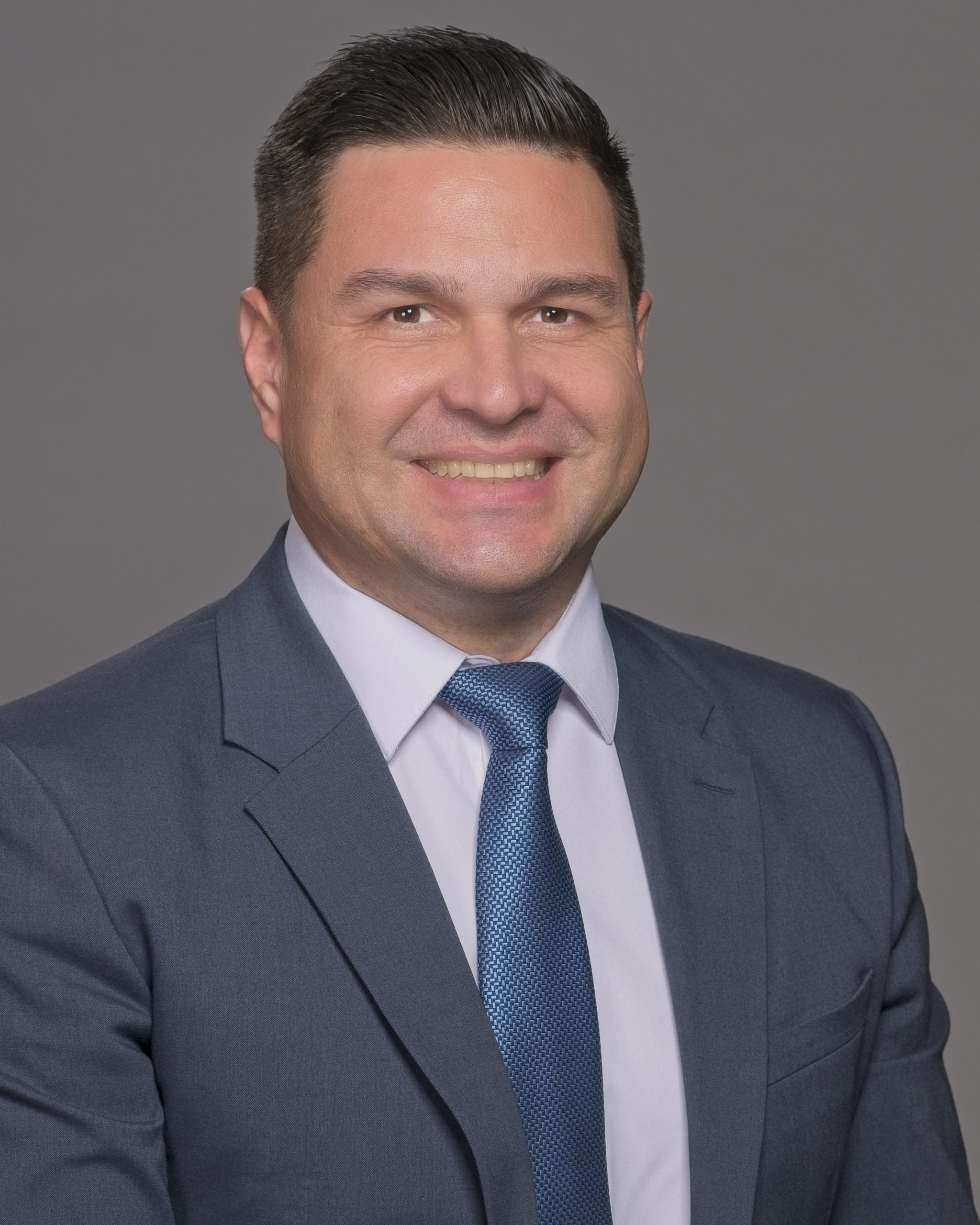 Juanfra DeVillena – formal – 2024